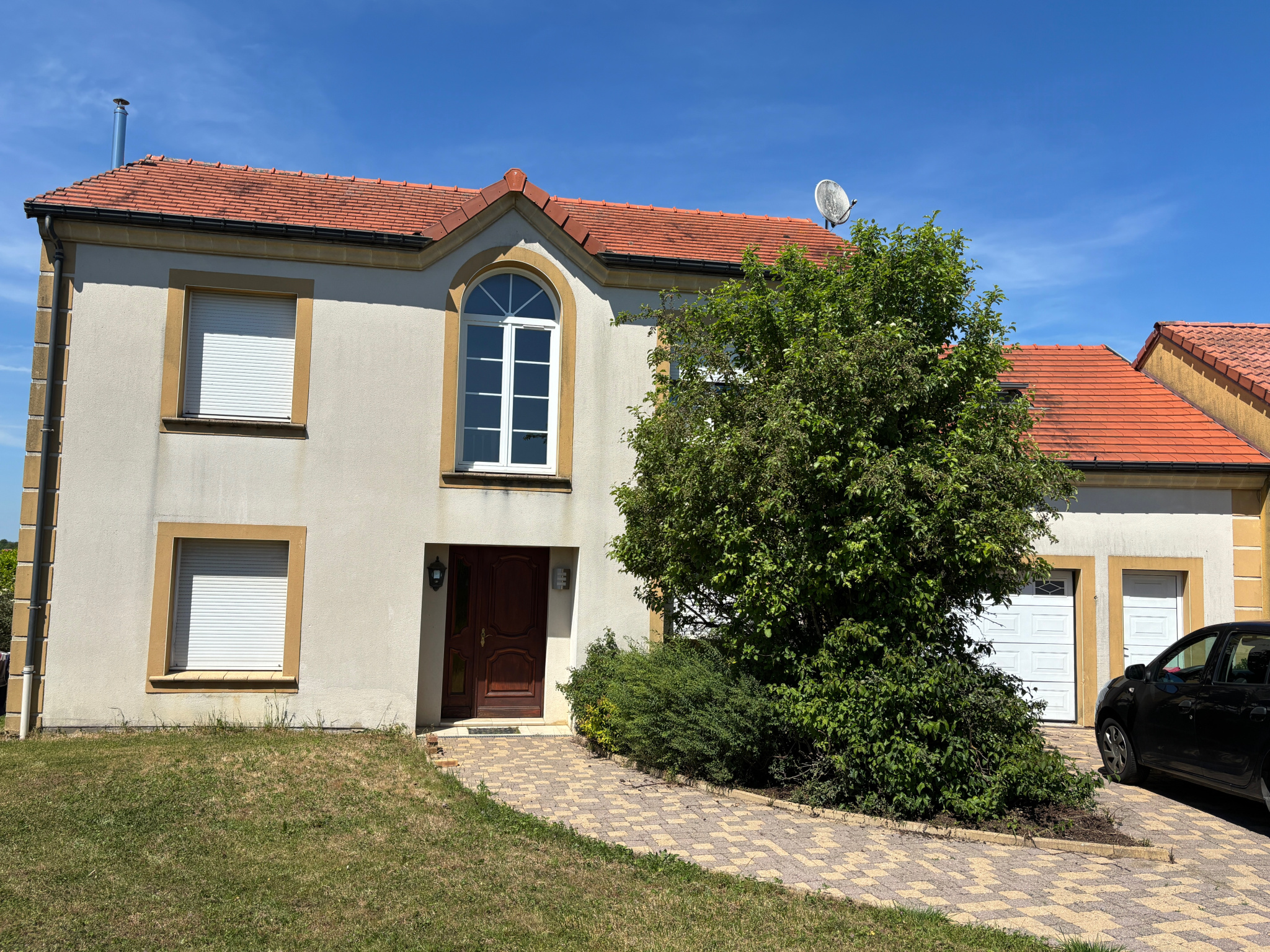 belle maison a Doncourt les Conflans